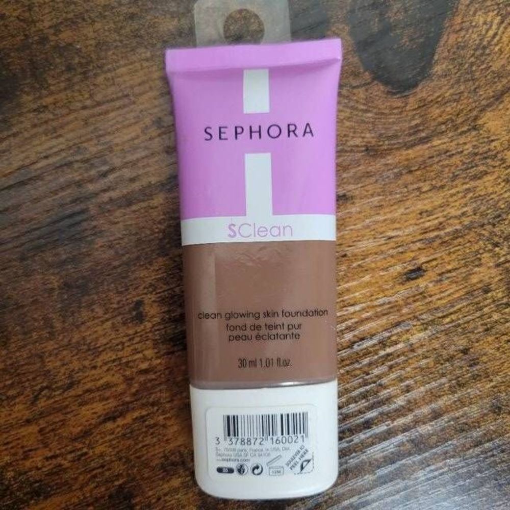 SEPHORA COLLECTION Clean Glowing Skin Foundation Color: 35 Dark with yellow unde